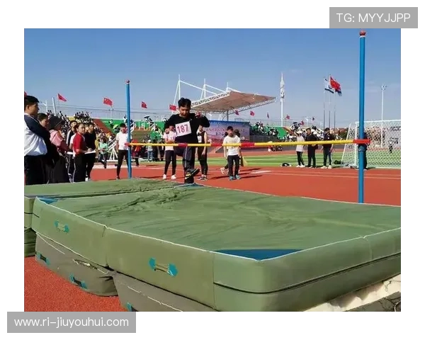 吴铭哲足球生涯精彩瞬间与职业发展全面解析 吴铭哲足球生涯精彩瞬间与职业发展全面解析